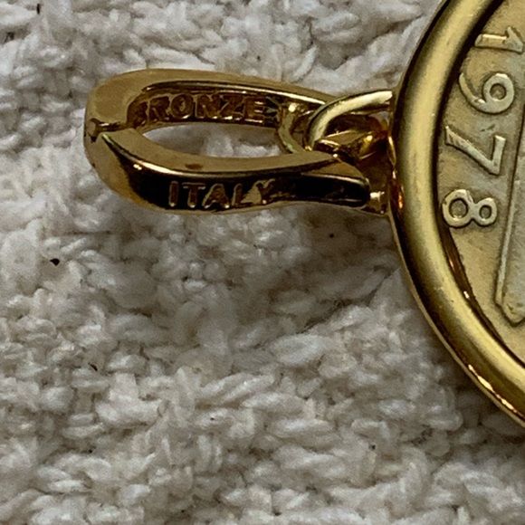 Italian 200 Lire Coin Pendant 1978 - Picture 3 of 4